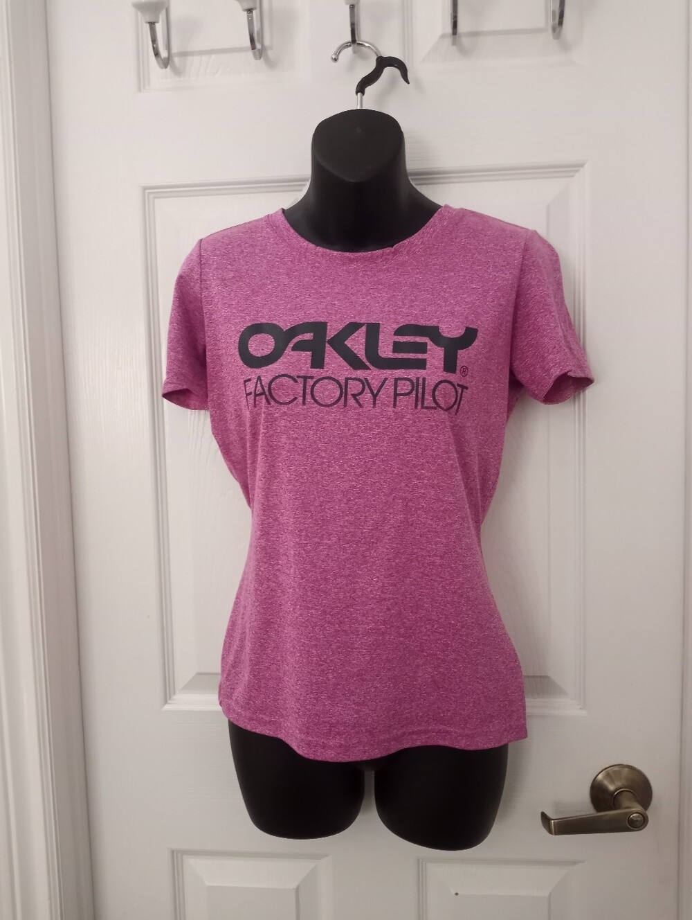 👠OAKLEY Tshirt👠